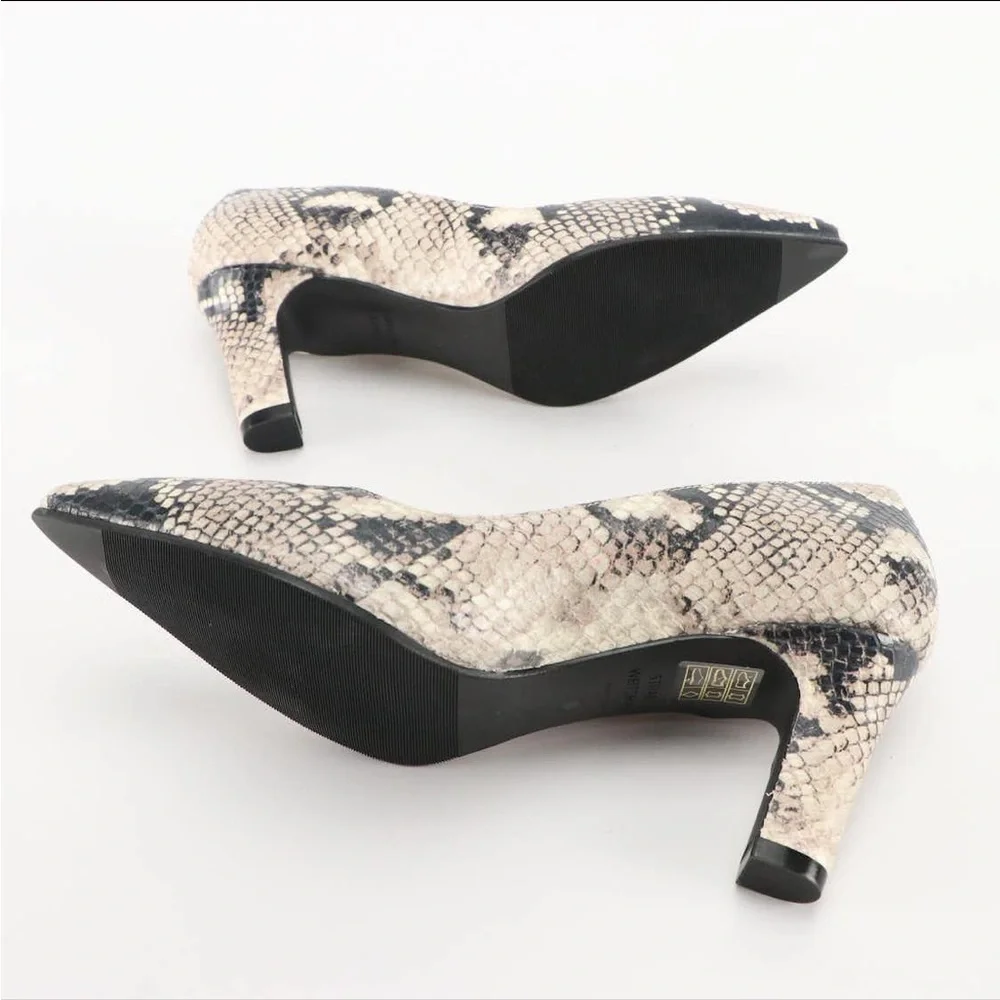 Stuart Weitzman Python Pumps NWT IOB - Size 5 - Picture 3 of 6